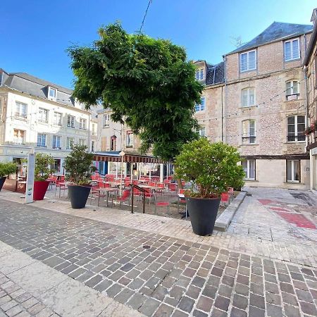 L'Escapade Apartment Laon Bagian luar foto